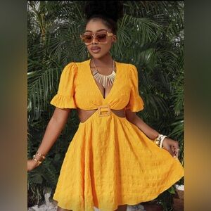 Elegant Yellow Cut-Out Dress